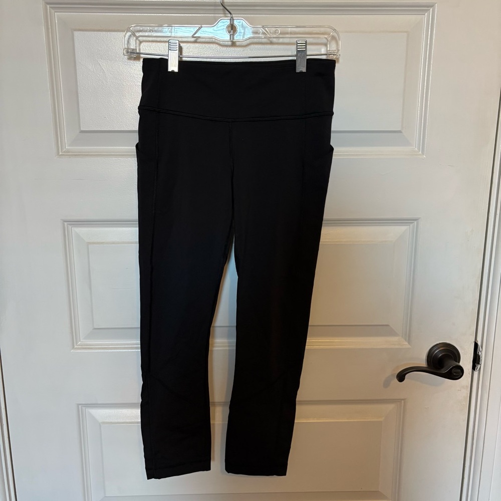 Lululemon Athletica wunder train with pockets high rise 25”